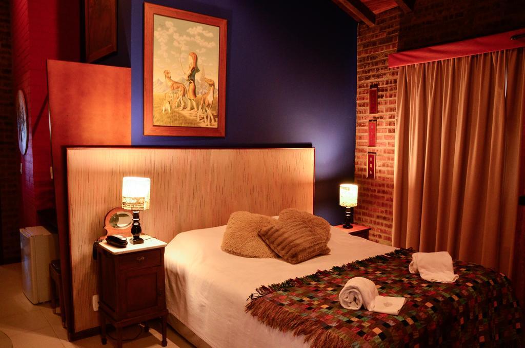 Hotel Pier 704 à Canela Extérieur photo
